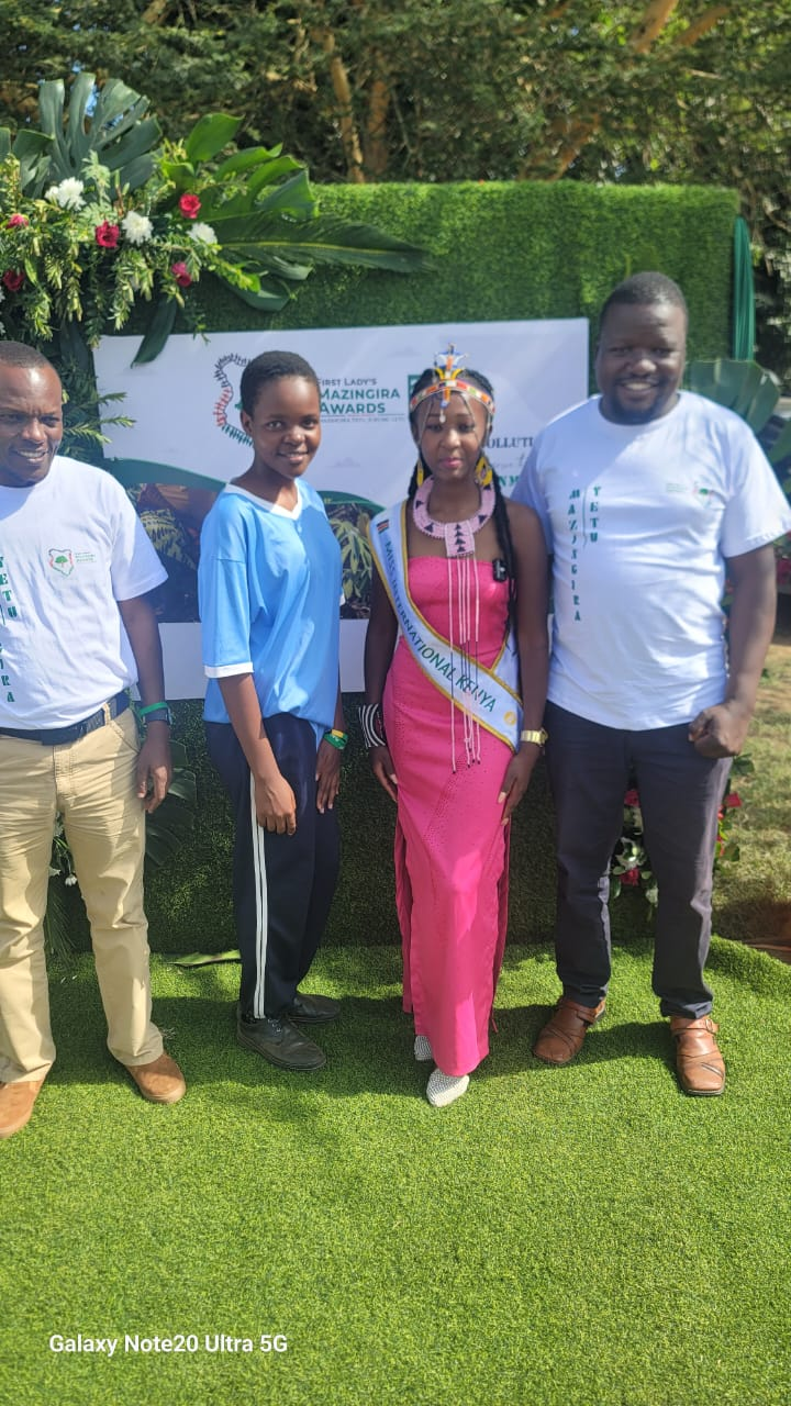 Praise Nangekhe with Environment Award